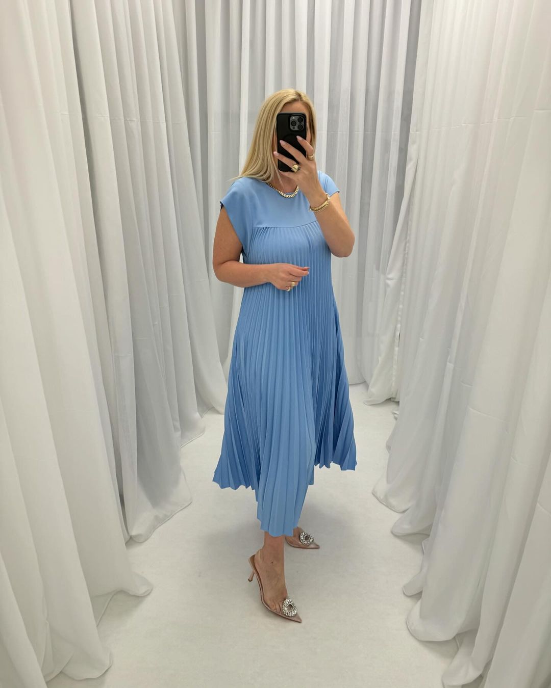 🌹Mother's Day Promotion 🎁Sleeveless Pleated Simple Solid Color Dress
