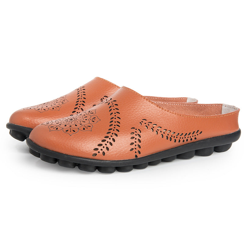 Loose-fitting slippers with a floral cutout, suitable for all foot types