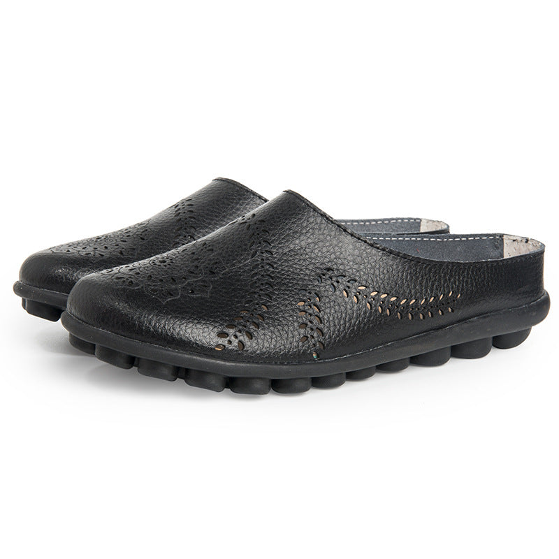 Loose-fitting slippers with a floral cutout, suitable for all foot types