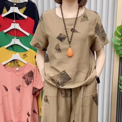 🏖️Summer Hot Sale 50% OFF🌼Women's Printed Short-Sleeved Top & Cropped Pants Set