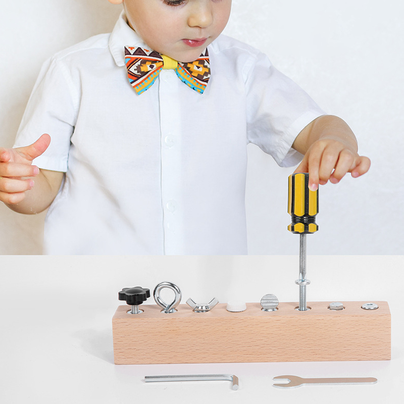 📢📢50% OFF !! ⏰Montessori Wooden Screw Driver Board Toy