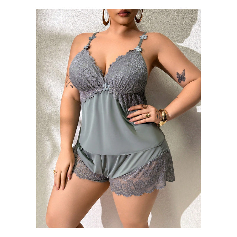 🥳2026 HOT SALE🥳💞50K+ SOLD!👗🌸 68% OFF! Lace Trim Camisole & Shorts Pajama Set – Soft satin-like fabric, adjustable straps & V-neck.