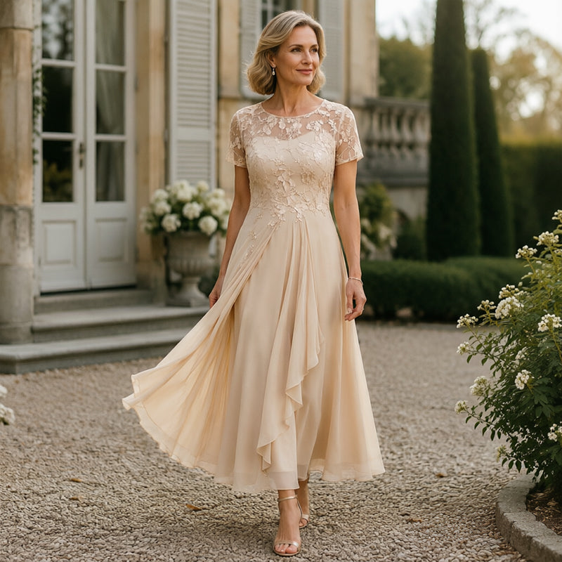 🎉 LIMITED TIME 50% OFF! 👗 Women’s Elegant Round Neck Dress – Lace Detail, Flowing Silhouette & Waist-Defining Fit 🌸